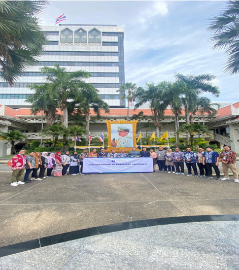 Benchmarking ke Universitas Kasetsart Thailand (OSH)