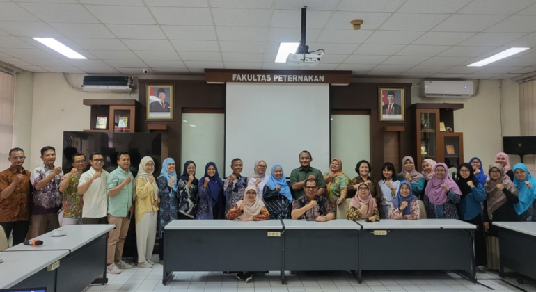 Pendampingan pengisian LKE ZI di Fakultas Peternakan